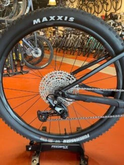 Giant We Ship! Stance 29 2(Crest Fork) - Gunmetal Black 2021 -Quality Bike Equipment Store 334UujopIoQQkTa1HUTOHgkhc