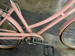Retrospec Beaumont 7-Speed Step-Thru City Bike - Blush Pink 2022 -Quality Bike Equipment Store 7gPYePOS9n0eFPQyni15X5us0