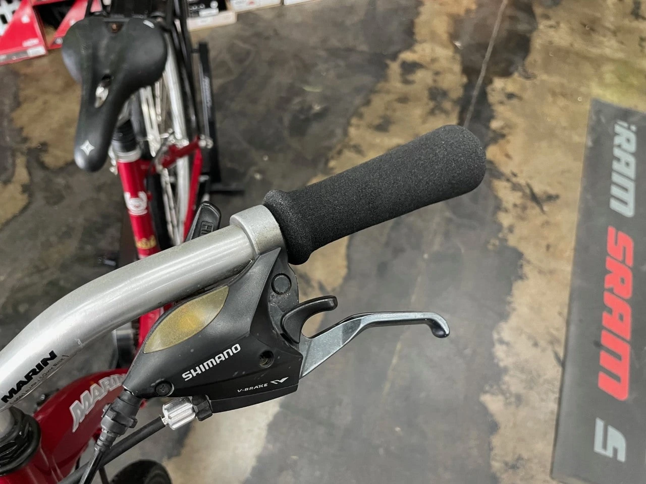 Marin Stinson EZ Shimano Altus - Red 2010 USED 9 Marin Stinson EZ Shimano Altus - Red 2010 USED - Image 7