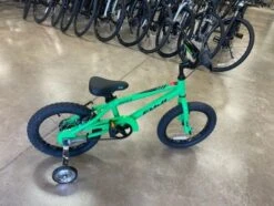 Fuji Rookie 16" Green Boys 2023 -Quality Bike Equipment Store A9GH6zt8YtWMmqLoZqs3KmECQ