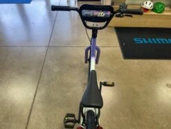 GT Friendship 20" Youth BMX/Freestyle Bike Friendship White -Quality Bike Equipment Store CD3htwNe5qERTnwH1S9AKRZo