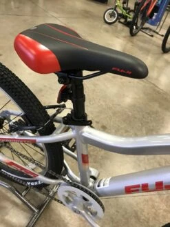 Fuji DYNAMITE 24 SPORT Silver 2021 -Quality Bike Equipment Store Cu5 pnIwTi7dAiXmdwkeJmDE