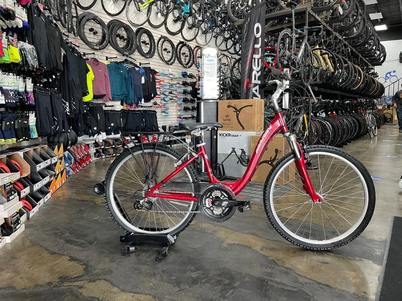 Marin Stinson EZ Shimano Altus - Red 2010 USED 3 Marin Stinson EZ Shimano Altus - Red 2010 USED