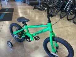 Fuji Rookie 16" Green Boys 2023 -Quality Bike Equipment Store G99CeLKg8 5vAJmBLlDvx k