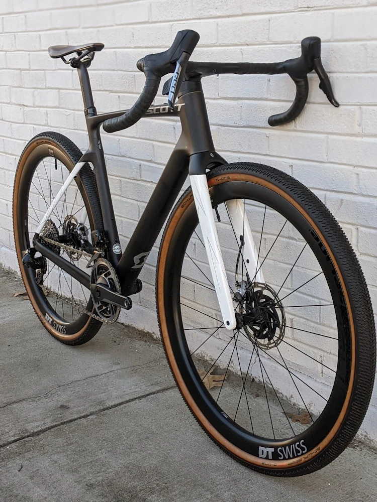 Scott Addict Gravel Tuned - 2022 7 Scott Addict Gravel Tuned - 2022 - Image 5