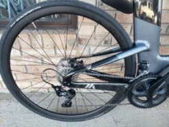 Felt IA Advanced Disc Shimano 105 Charcoal Geo 2023 19 Felt IA Advanced Disc Shimano 105 Charcoal Geo 2023 -Quality Bike Equipment Store H732ROuli4byD8i6MhACxAZ8g