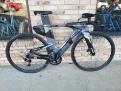 Felt IA Advanced Disc Shimano 105 Charcoal Geo 2023 17 Felt IA Advanced Disc Shimano 105 Charcoal Geo 2023 -Quality Bike Equipment Store I9xryJWG86xqG14IhAAUddluQ