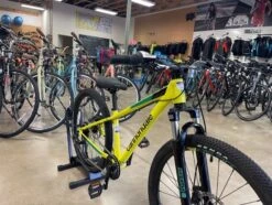 Cannondale 24" Kids Trail Bike - Nuclear Yellow 2021 -Quality Bike Equipment Store ILL5JHwHRbIaUTG1Y owOstiU