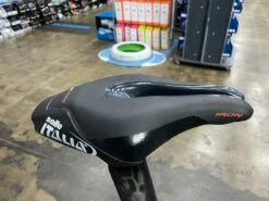 Pinarello Bolide TR Shimano Ultegra Di2 2022 -Quality Bike Equipment Store TOA447o zOP9cv43ot6npO678