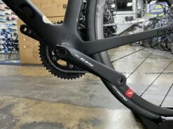 Pinarello Paris Disc Shimano 105 - B.O.B 2022 -Quality Bike Equipment Store UBFUWFpzHavHMQkSCX5EbrNRc