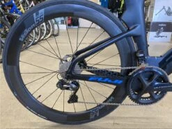 Fuji Norcom Straight 2.1 - Carbon Tri Bike: Integrated Cockpit, Ultegra Di2, Vision 55 Carbon Race Wheels 2022 -Quality Bike Equipment Store bbVYA 5ZKgVaCKhTB5Yr4fOvE