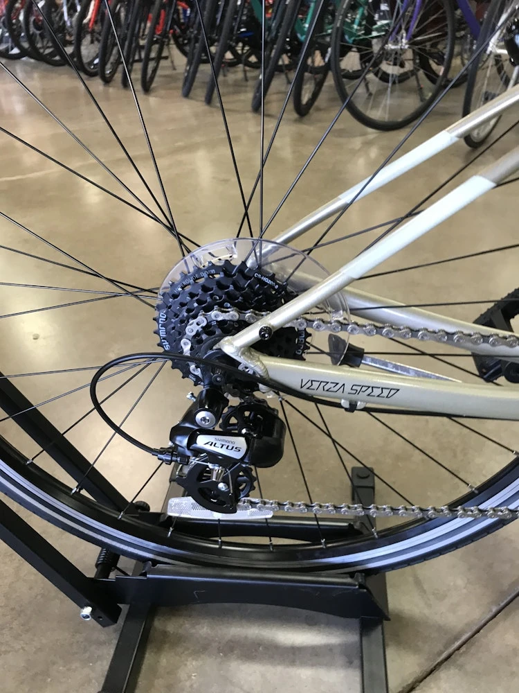 Felt Verza Speed 50 Mid-Step - Champagne Pearl 2022 4 Felt Verza Speed 50 Mid-Step - Champagne Pearl 2022 - Image 2