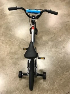 Se-bikes SE Bikes Bronco 16" - Silver 2022 12 Se-bikes SE Bikes Bronco 16" - Silver 2022 -Quality Bike Equipment Store h495GdzxiTocWyFxEGib g9G0