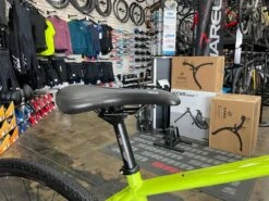 Trek 8.3 Dual Sport Shimano Acera 8 Speed - Hi-Vis Yellow 2015 USED -Quality Bike Equipment Store qRs9ZjRU9zbZlailFgkRo4OvA