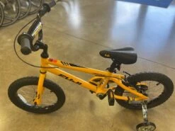 Fuji Rookie 16" Yellow Boys 2023 13 Fuji Rookie 16" Yellow Boys 2023 -Quality Bike Equipment Store s8SOLPcMXbvgRSdVa96KiFItU