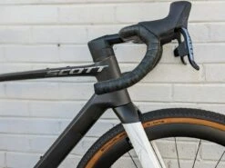 Scott Addict Gravel Tuned - 2022 12 Scott Addict Gravel Tuned - 2022 -Quality Bike Equipment Store t8SJcoDonJdsDPBkCSSLSHNNg