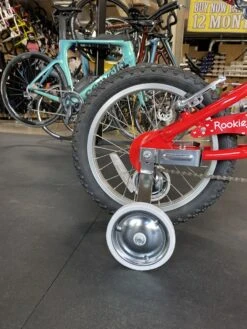 Fuji Rookie 16 Girls Red 2022 -Quality Bike Equipment Store uHYf0MQW2KyAFuS28nKlwJZJ4