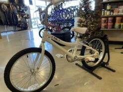 Fuji Rookie 20 ST- Pearl White 2021 -Quality Bike Equipment Store vy qo ABtLScn7j4VwYf75Lps