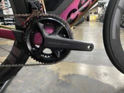 Cervelo P5 Shimano Ultegra Di2 12 Speed Zipp 404 Firecrest - Purple Sunset 2023 -Quality Bike Equipment Store w7Sgw3X380XQwybssKl6vcXb4