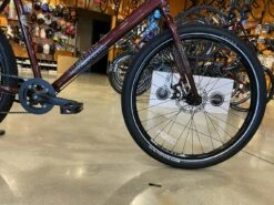 Breezer Midtown 1.7 - Dark Red 2022 -Quality Bike Equipment Store wOSJzTwoFpHZnX GHzyLwBhzM