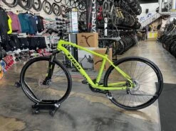 Trek 8.3 Dual Sport Shimano Acera 8 Speed - Hi-Vis Yellow 2015 USED -Quality Bike Equipment Store wtEnOxFUrdt gWq3B WhlFVXI